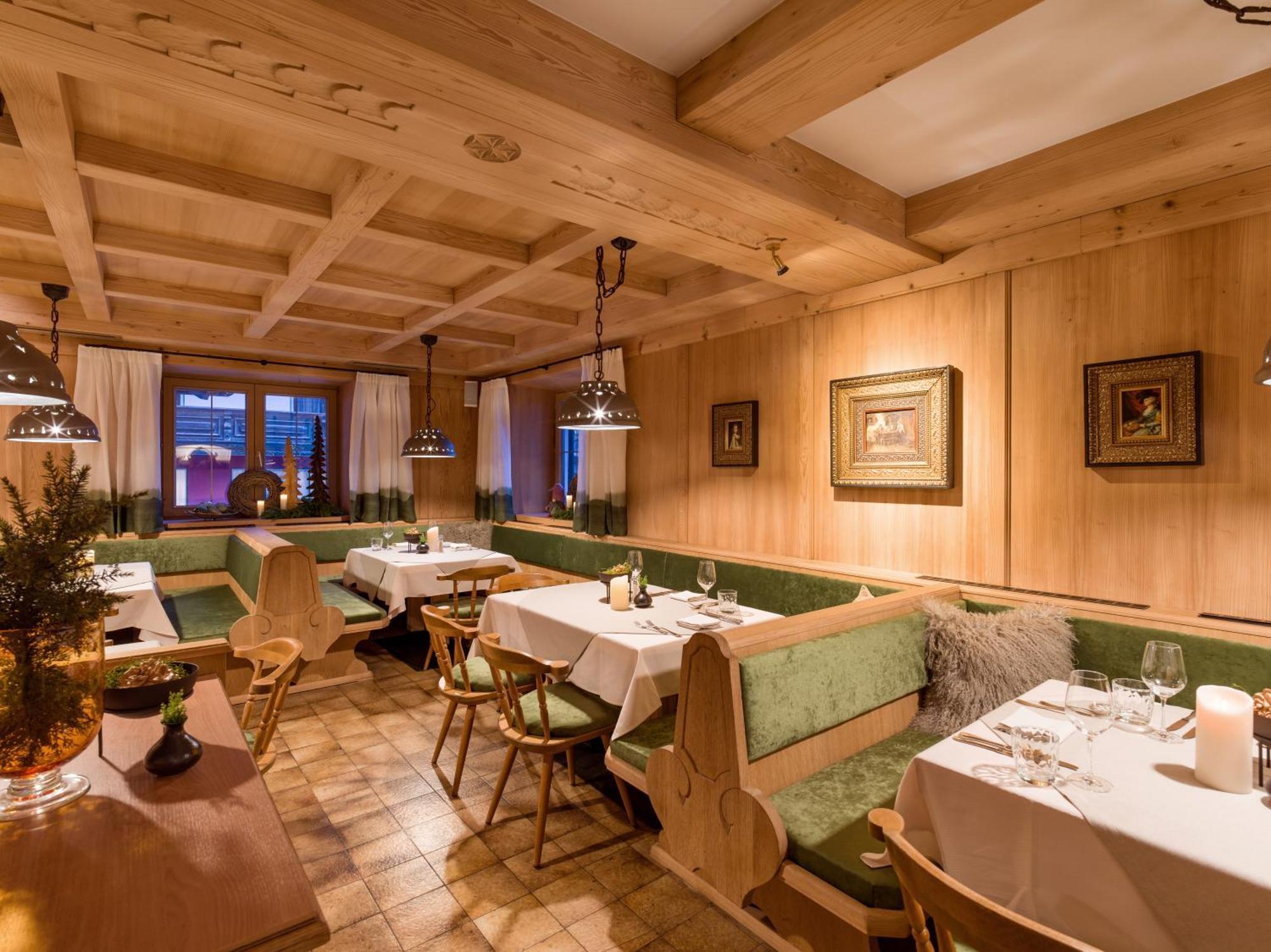 Hotel Jaegerhof Mayrhofen Exterior photo